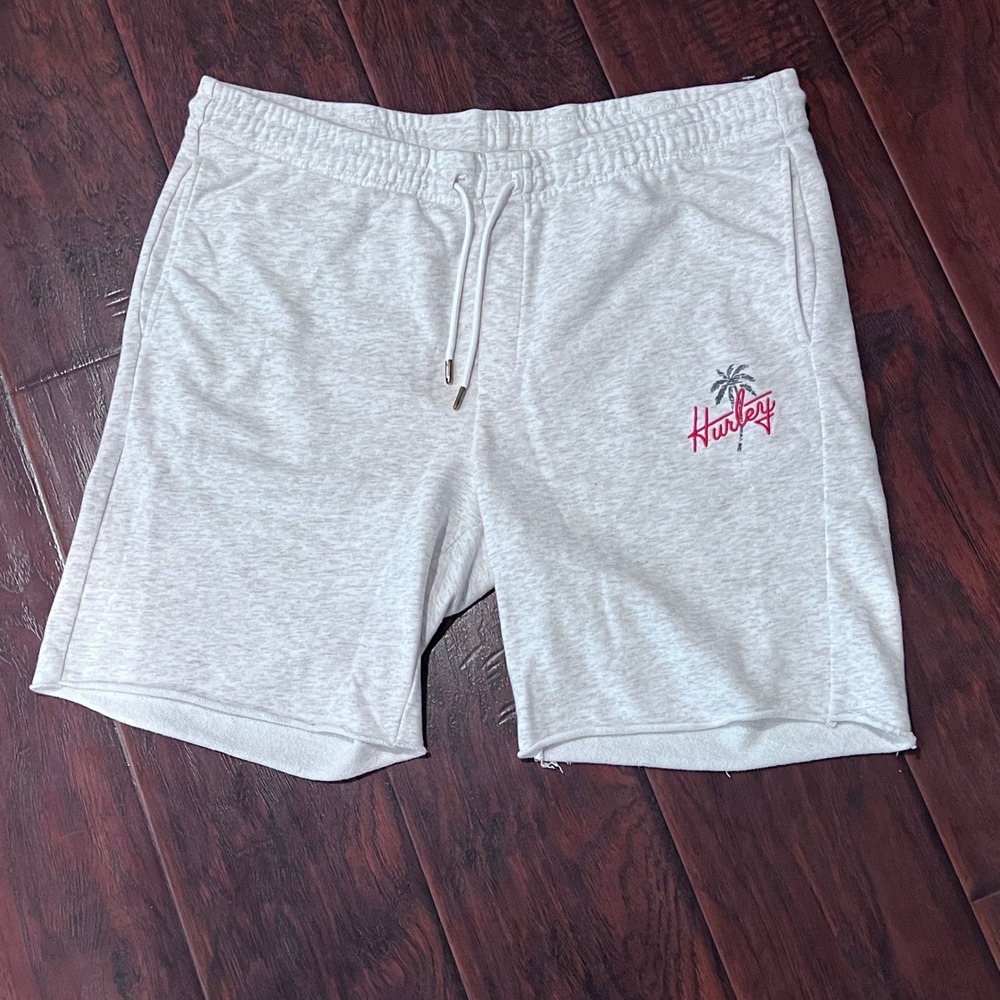Hurley Mens Heather Grey Fleece Sweat Shorts Palm Tree Embroidered  Logo Large